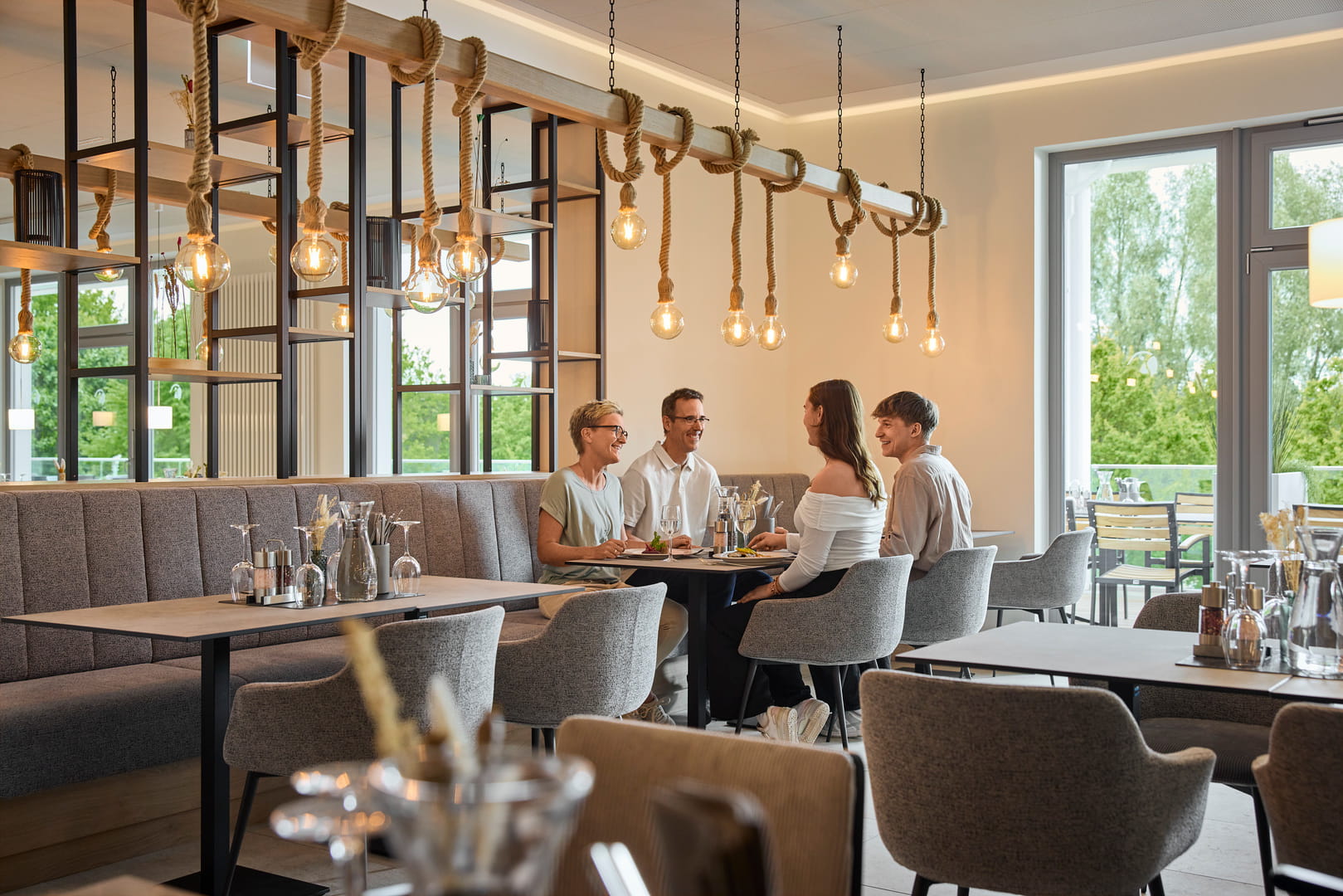 RCFS_Main-Restaurant_15829_WOL__1_.jpg 
